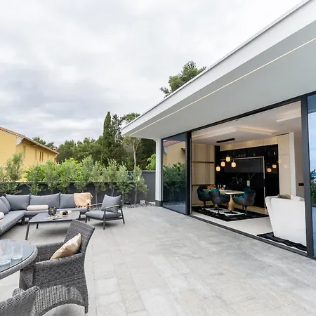 Luxury Matos Estate By Tourist Adria Group Villa
